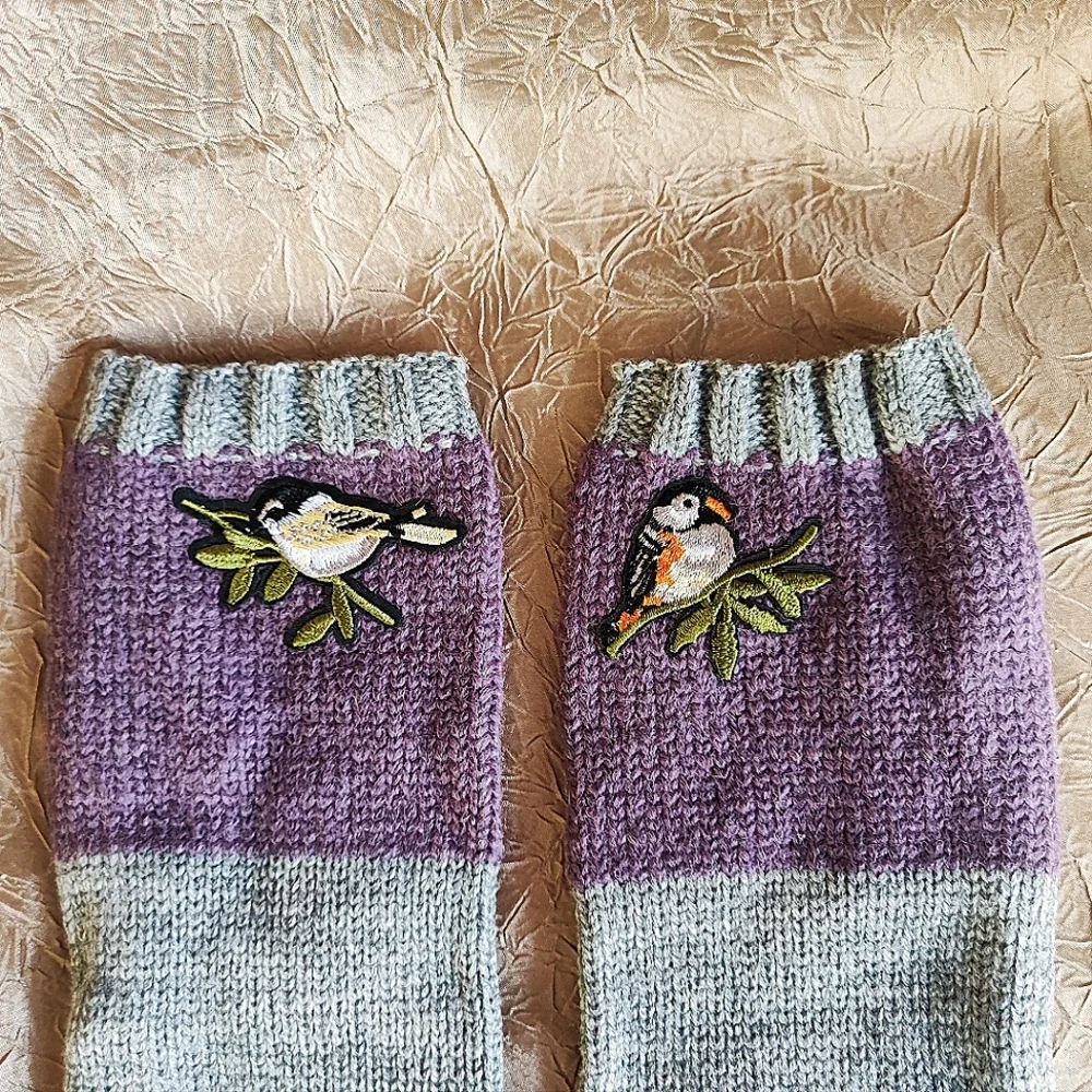 Fingerless Gloves Thumb Holes Purple Gray Grey Embroidered Birds Mittens NEW